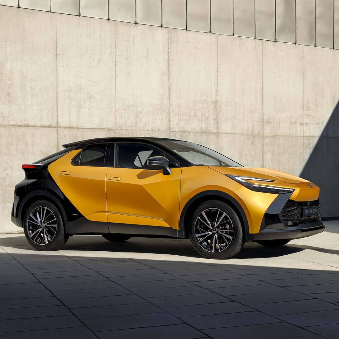 Toyota-C-HR-Deal-and-Drive-SL1